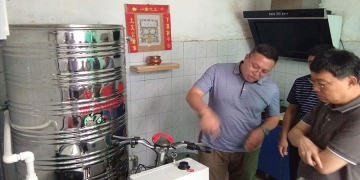 暖赫參與南牛家莊村煤改電(diàn)項目接受各級領導的檢驗